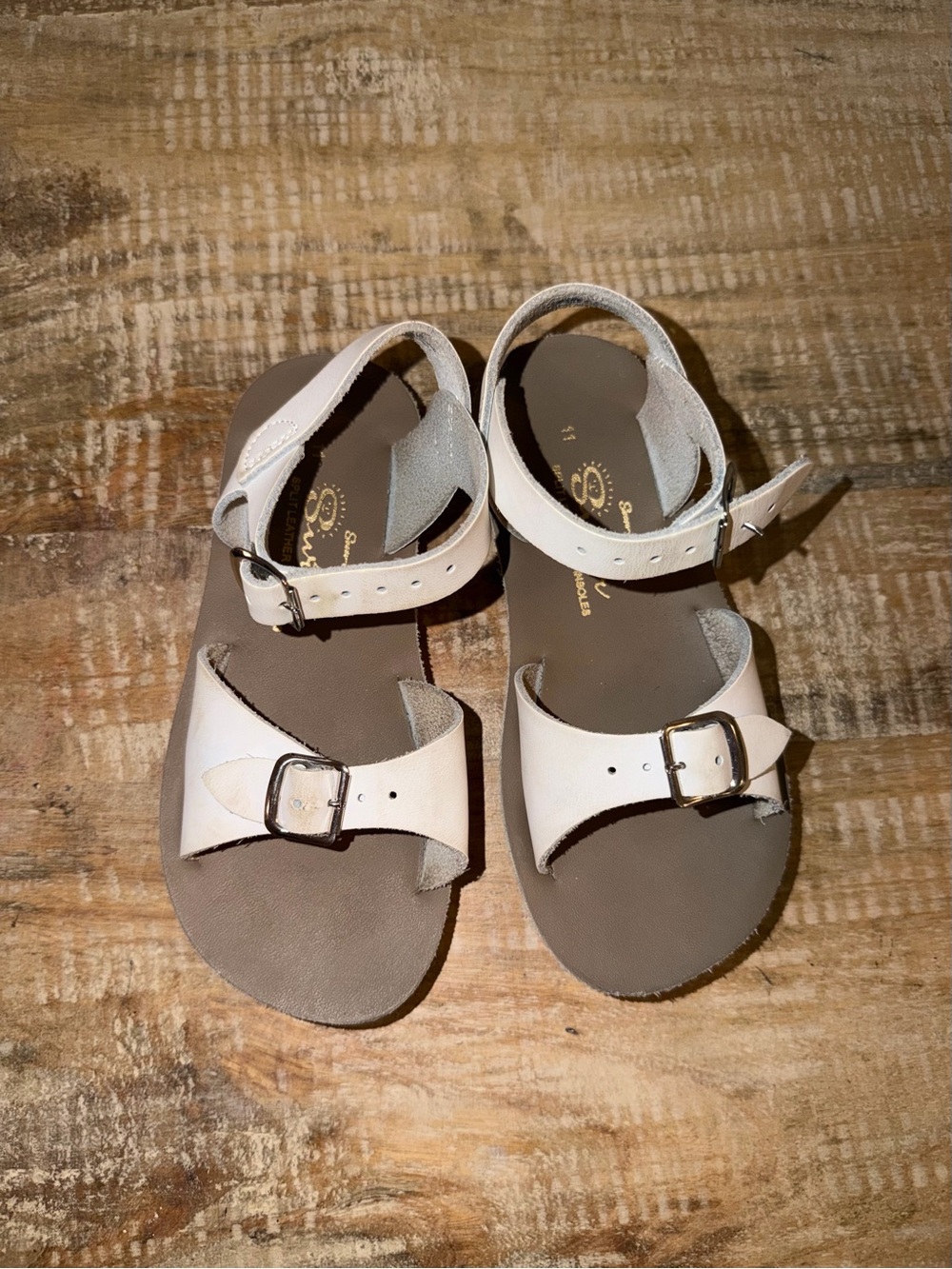 Girls White SunSan Sandals size 11